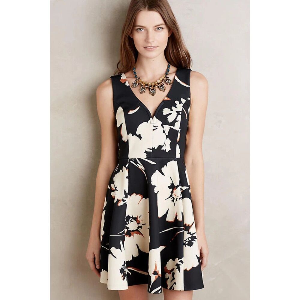 Anthropologie Maeve Amory Scuba Dress Sz 6 Fit & Flare Black Floral Cocktail
